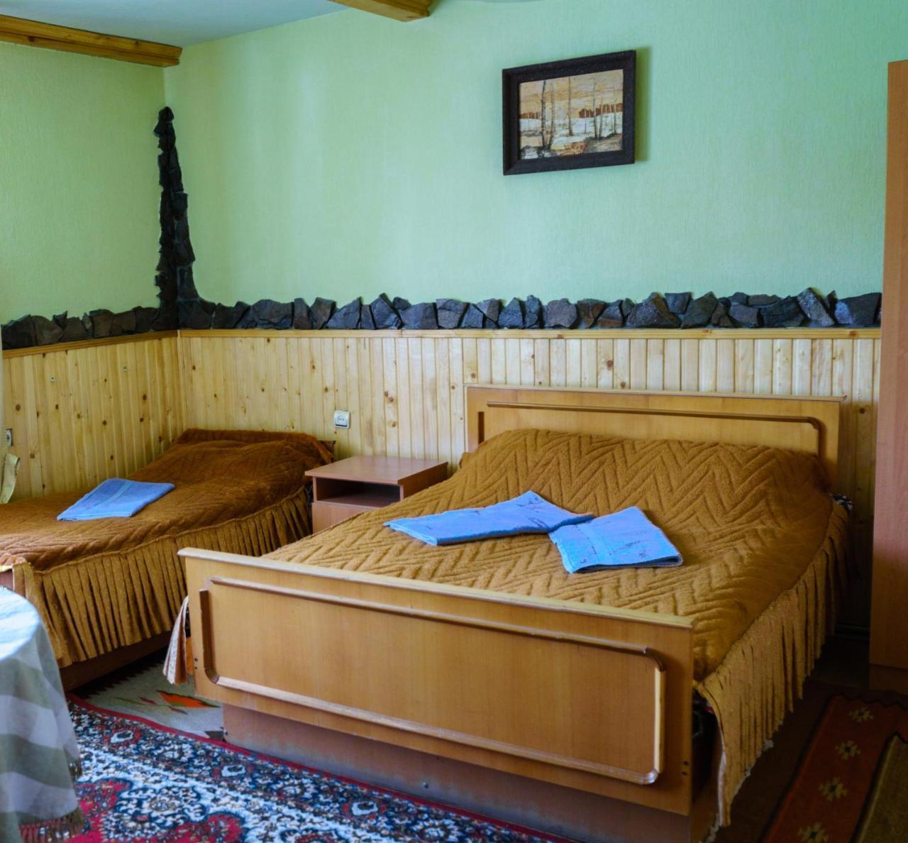 Guest House Dvir Pysanka Kosziv Kültér fotó